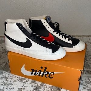 Mens Nike Blazer Mid ‘77 EMB